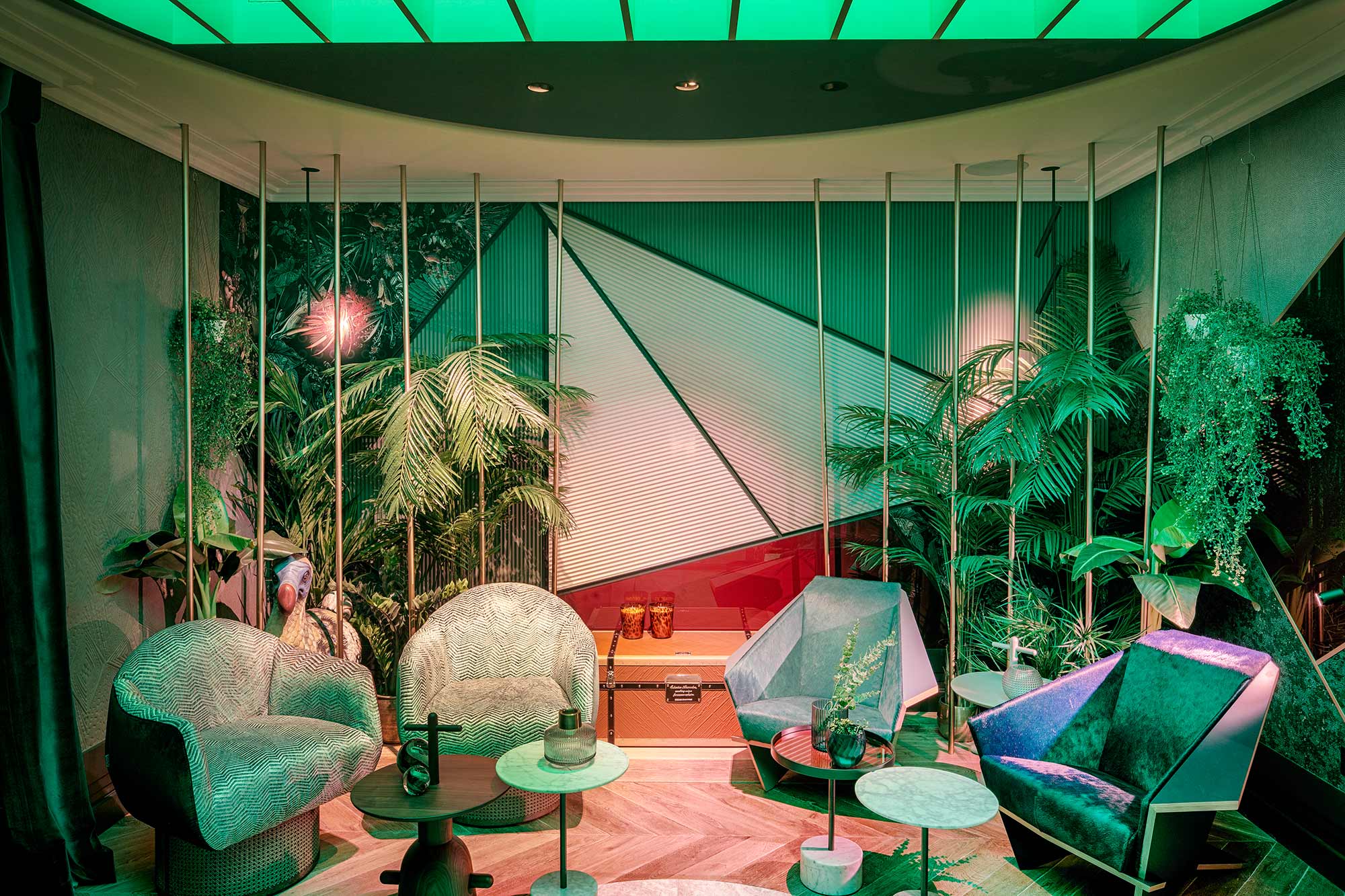 Lobby de hotel “The Cage” – Espacio Gira