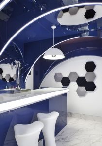 Altavoces Bang & Olufsen en el Espacio Grupo Alvic de Casa Decor 2020