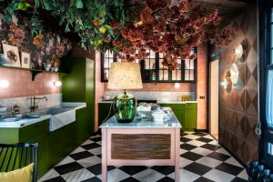 Cocina Dosde Interiorismo en Casa Decor 2021