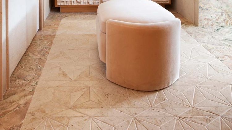 10 ideas vistas en Casa Decor 2021 para decorar los suelos con geometrías