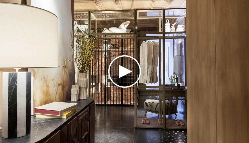 Video de Espacio Uecko – Vestidor «Tyropatina»