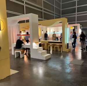 Stand de LZF en Hábitat València