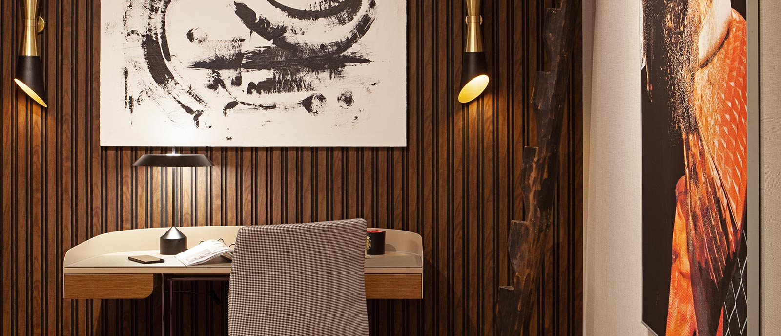 Espacio Óvalo – Despacho «So Chic»