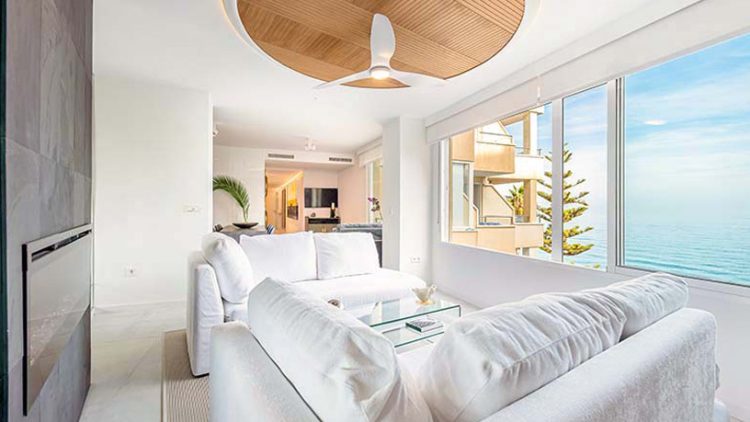 Apartamento en Torremolinos, un proyecto de interiorismo y decoración por Mandalay
