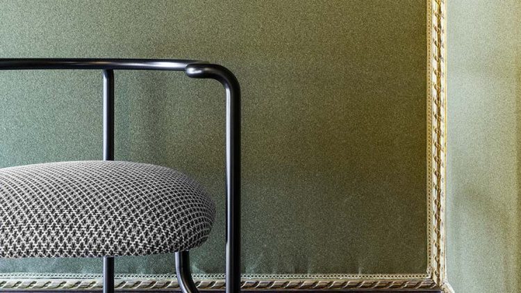 Textiles y revestimientos murales que visten los proyectos de Casa Decor 2024