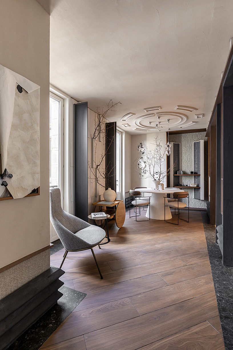 casa-decor-2025-zona-de-paso-rober-quinones-her